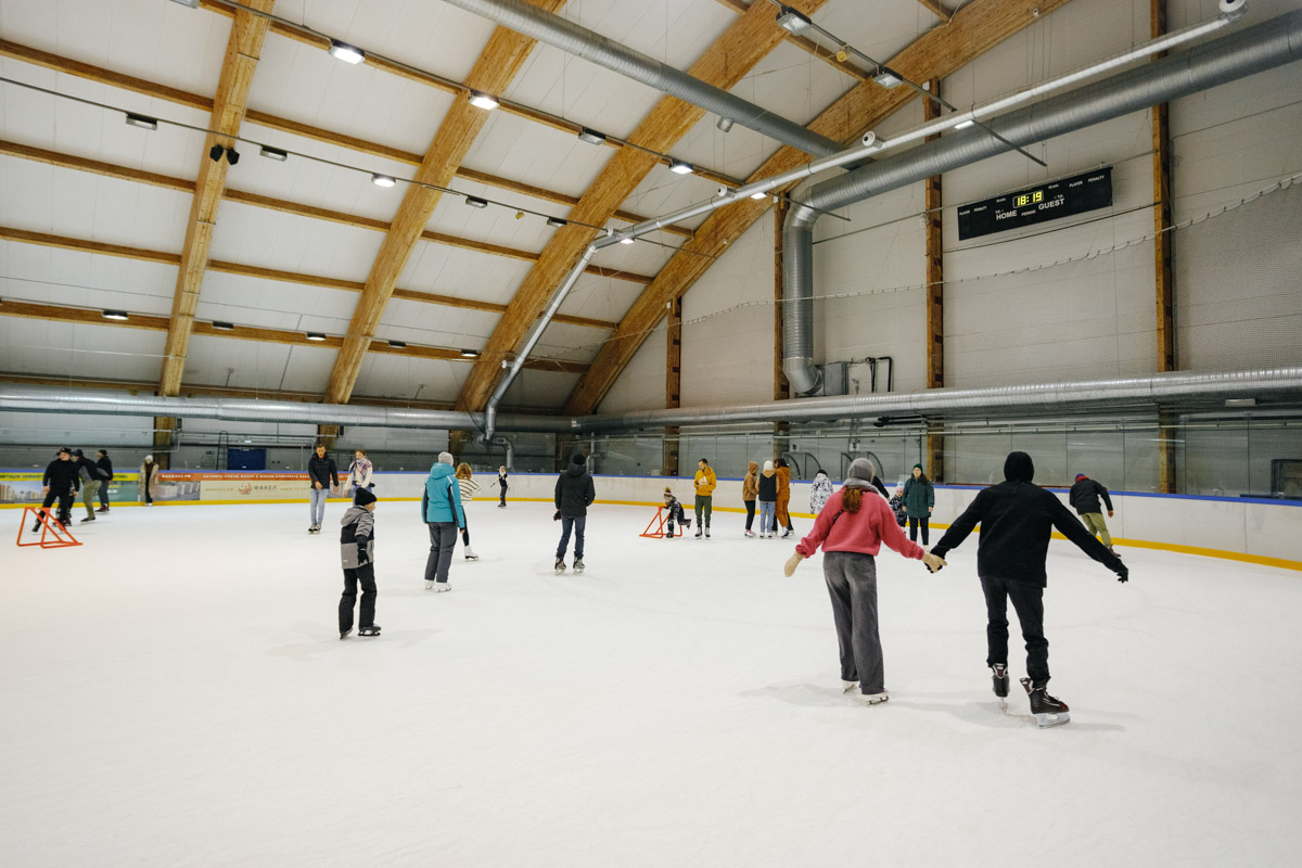 Как развлечь детей в каникулы? Провести время весело поможет Активити-Парк «Полярис». В июле любимое место отдыха дарит подарок всем своим посетителям — праздничную программу каждые выходные. Не пропустите четыре дня прекрасного настроения.