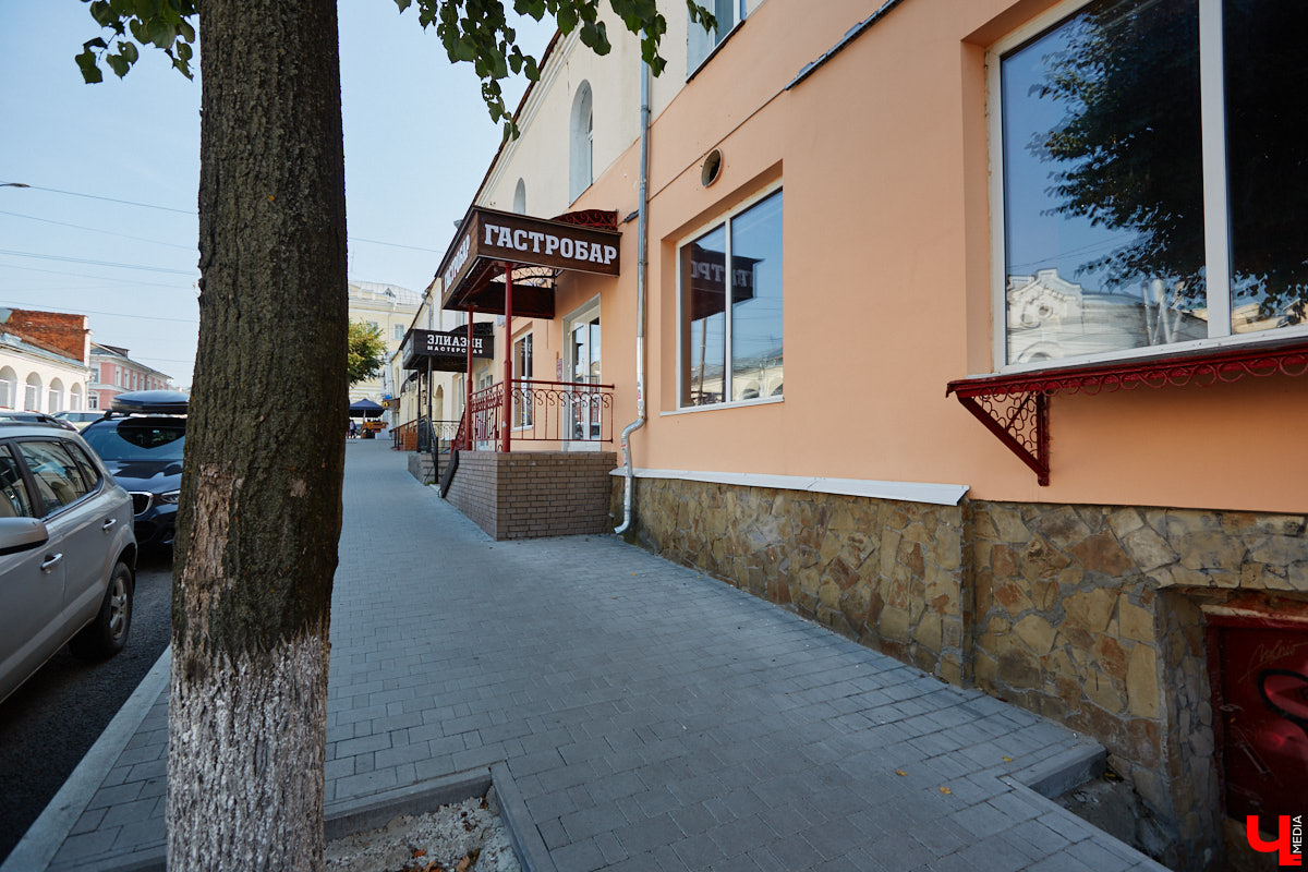 Бывает неприятно наткнуться на запертую дверь любимого заведения. Закрыто оно навсегда или это временная мера, не всегда бывает ясно. «Ключ-Медиа» разобрался, почему еще три локации в центре города и две в микрорайоне Доброе перестали принимать посетителей.