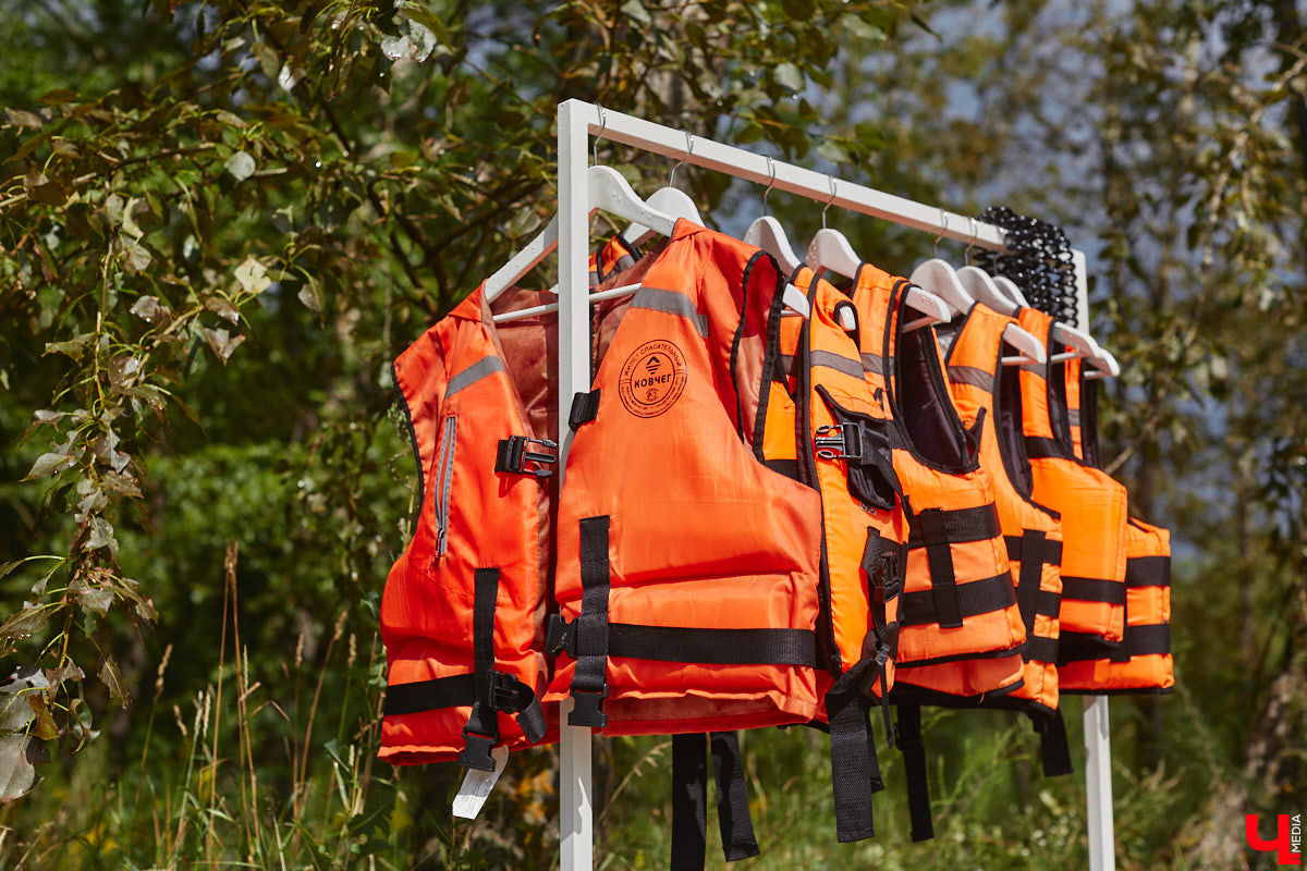 Дождались! Небесное светило работает на полную мощность, вот только освежиться в черте города жителям Владимира, к сожалению, негде. Чтобы зимой не было мучительно больно за потраченное зря лето, предлагаем рассмотреть альтернативные локации за пределами региональной столицы.