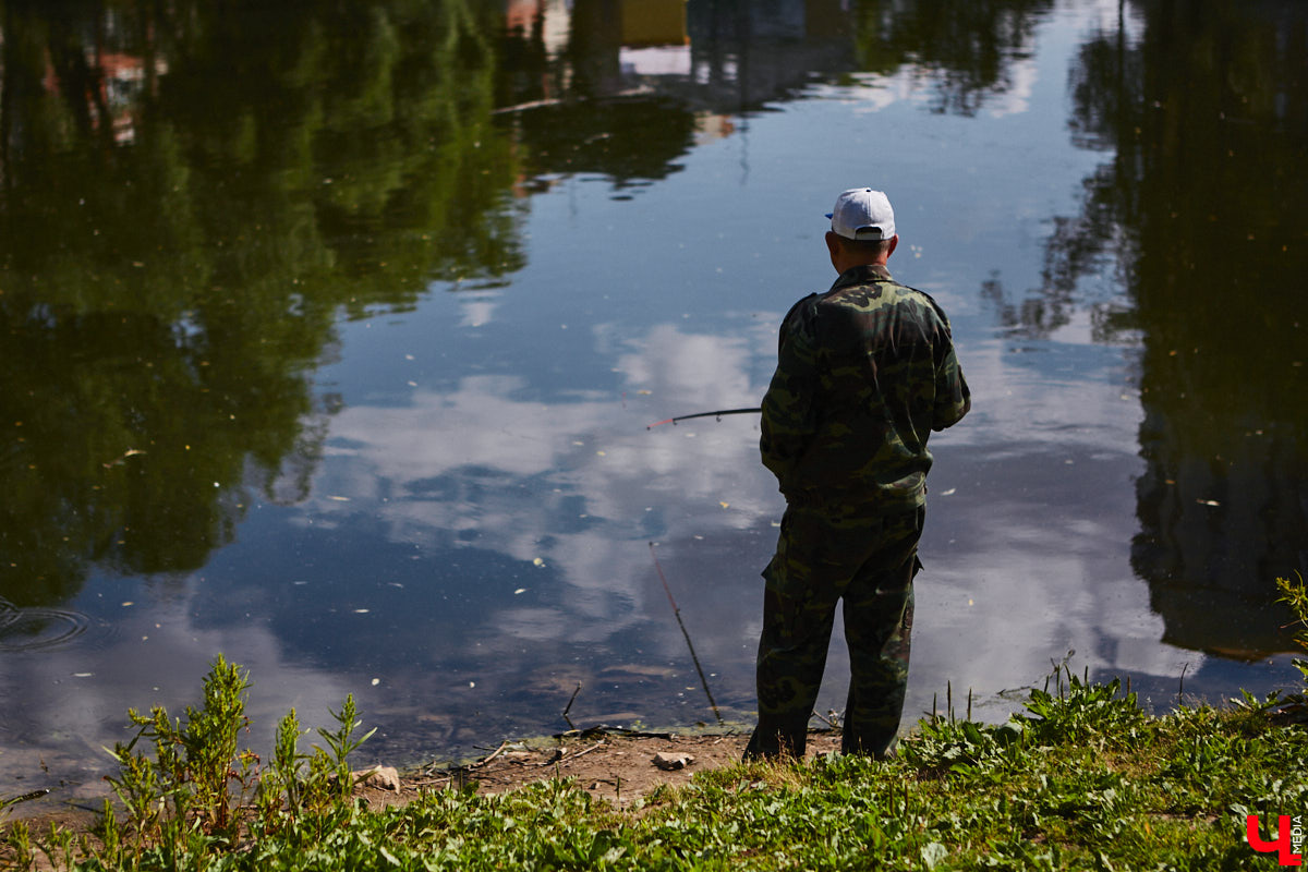 Дождались! Небесное светило работает на полную мощность, вот только освежиться в черте города жителям Владимира, к сожалению, негде. Чтобы зимой не было мучительно больно за потраченное зря лето, предлагаем рассмотреть альтернативные локации за пределами региональной столицы.