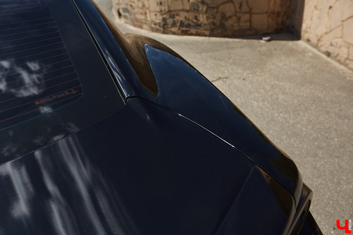 В детстве многие из нас мечтали сесть за руль красивой машины, увиденной на экране или витрине магазина игрушек. Закрыть давний гештальт решил Тимур Фатехов. Выбор отца двух прекрасных дочек пал на брутальный Chevrolet Camaro шестого поколения. Впечатлениями о приобретенном маслкаре владимирец поделился с «Ключ-Медиа».