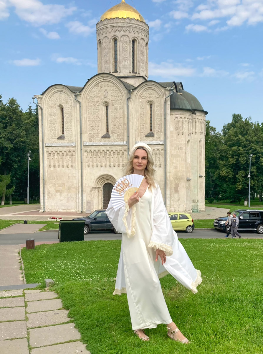 Мощное наследие Владимирской области никого не оставляет равнодушным. Особенно архитектура и атмосфера губернии заряжает людей творческих. «Ключ-Медиа» прикоснулся к прекрасному и собрал новую порцию авторских предметов с региональным дизайн-кодом.