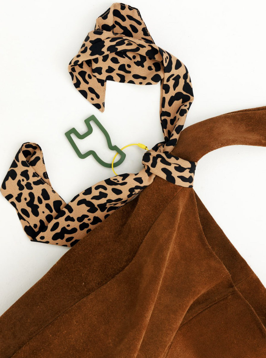 Мощное наследие Владимирской области никого не оставляет равнодушным. Особенно архитектура и атмосфера губернии заряжает людей творческих. «Ключ-Медиа» прикоснулся к прекрасному и собрал новую порцию авторских предметов с региональным дизайн-кодом.