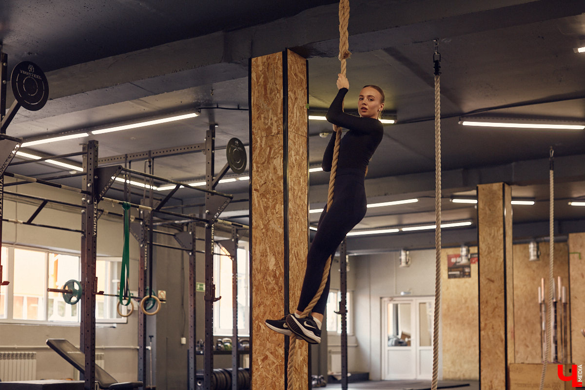 Спорт меняет людей, причем не только внешне. Вместе с кубиками появляется уверенность в себе. Фитнес-тренер из Меленок Настя Широких знает об этом не понаслышке. Благодаря залу она поборола комплексы, о чем честно, без прикрас рассказала «Ключ-Медиа».