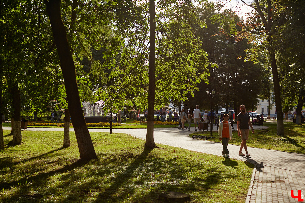 Нижний Новгород похорошел. Это отмечают и владимирцы, массово отдыхающие в живописном крае с легендарными закатами. А что думают жители столицы Поволжья о нашем городе? Своим видением поделилась урбанистка Ира Маслова, заскочившая в региональный центр по пути в Москву.