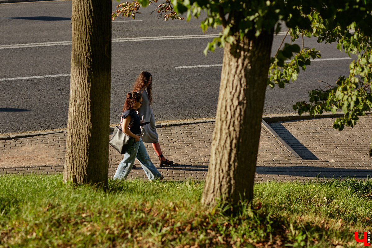 Нижний Новгород похорошел. Это отмечают и владимирцы, массово отдыхающие в живописном крае с легендарными закатами. А что думают жители столицы Поволжья о нашем городе? Своим видением поделилась урбанистка Ира Маслова, заскочившая в региональный центр по пути в Москву.