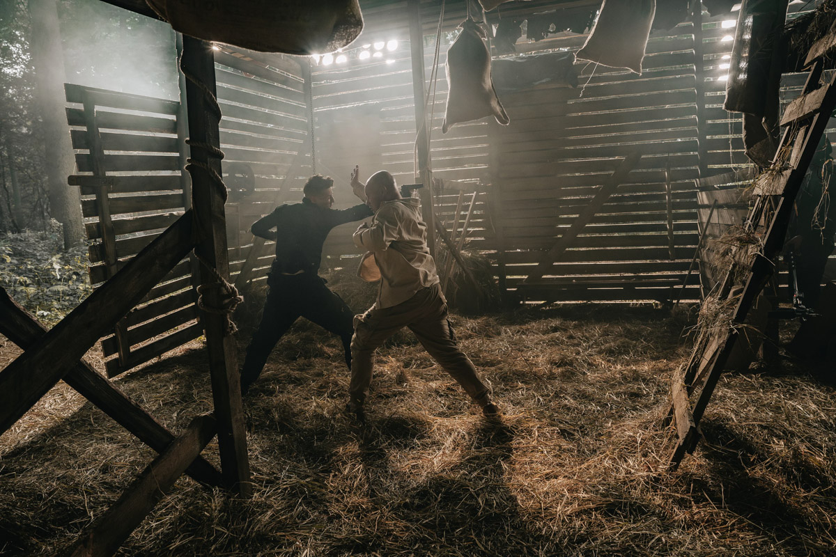 17-летняя актриса Мария Абрамова из Владимира вновь покоряет мир отечественного кино! На этот раз она стала частью комедии «Лысый нянь». Компанию ей составила звезда сериалов «Лихач» и «Мажор» Никита Панфилов. Новый проект выйдет на большие экраны 13 ноября.