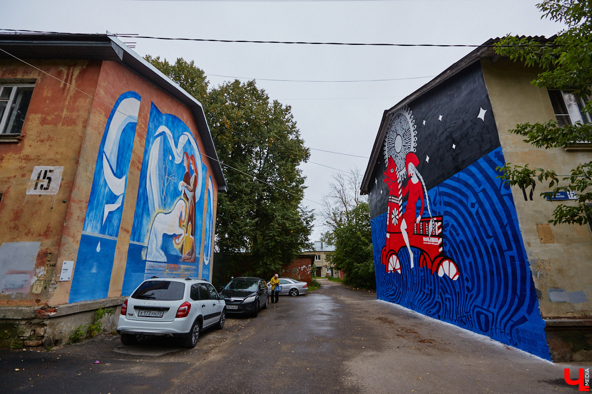 Городская галерея под открытым небом пополнилась свежими работами, а это значит, что во Владимире состоялся фестиваль уличного искусства. В этом году «Загфесту» пять лет. Юбилейное арт-событие прошло ярко: красками заиграли вдвое больше фасадов, чем обычно. Новые произведения от художников из разных уголков страны собрали в нашем фоторепортаже!