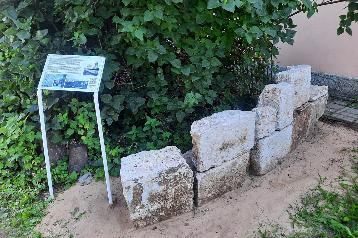 Во Владимирской области есть возможность копнуть в прошлое, причем в прямом смысле этого слова. Земля хранит массу ценных предметов, позволяющих порой по-новому взглянуть на быт, культуру и традиции предков. Этот год оказался богат на археологические находки. Рассказываем, что же удалось обнаружить на глубине за последнее время.