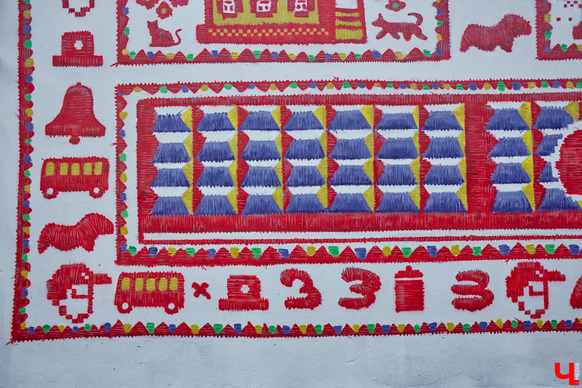 Завершающим штрихом пятого юбилейного фестиваля уличного искусства «Загфест» стали арты локальных райтеров. Ранее областной столице подарили 12 ярких муралов приезжие художники. Еще две работы недавно закончили местные авторы: Никита Куир и Мишкин. Их творения символично расположились друг напротив друга.