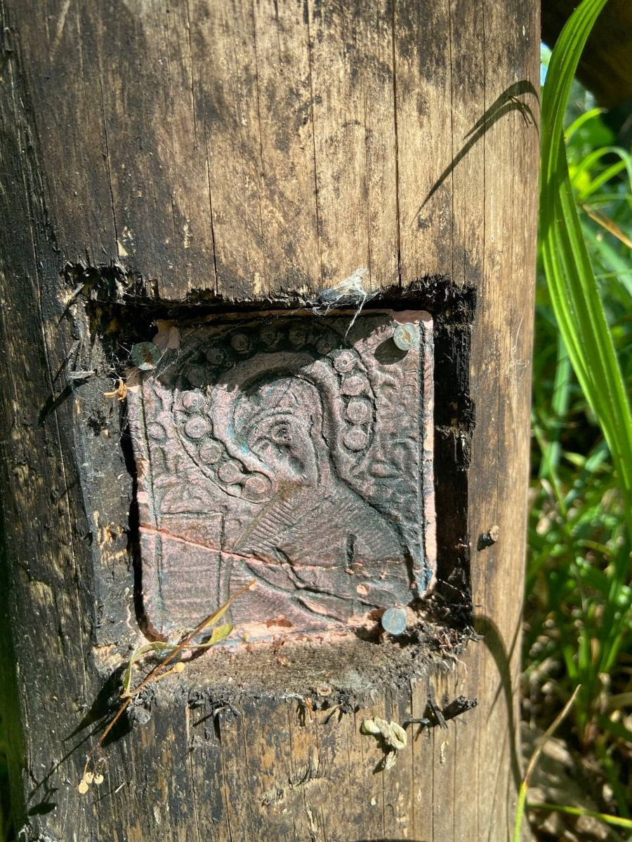 Станок для подковки коня, образцы редкой глухой корабельной резьбы, овины, амбары, мельницы и церкви старого образца. А еще ступальный колодец, который приводили в движение с помощью ног. На территории в 36 гектаров на окраине Нижнего Новгорода раскинулся уникальный музей деревянного зодчества «Щёлоковский хутор». Все его чудеса увидел и «Ключ-Медиа»!