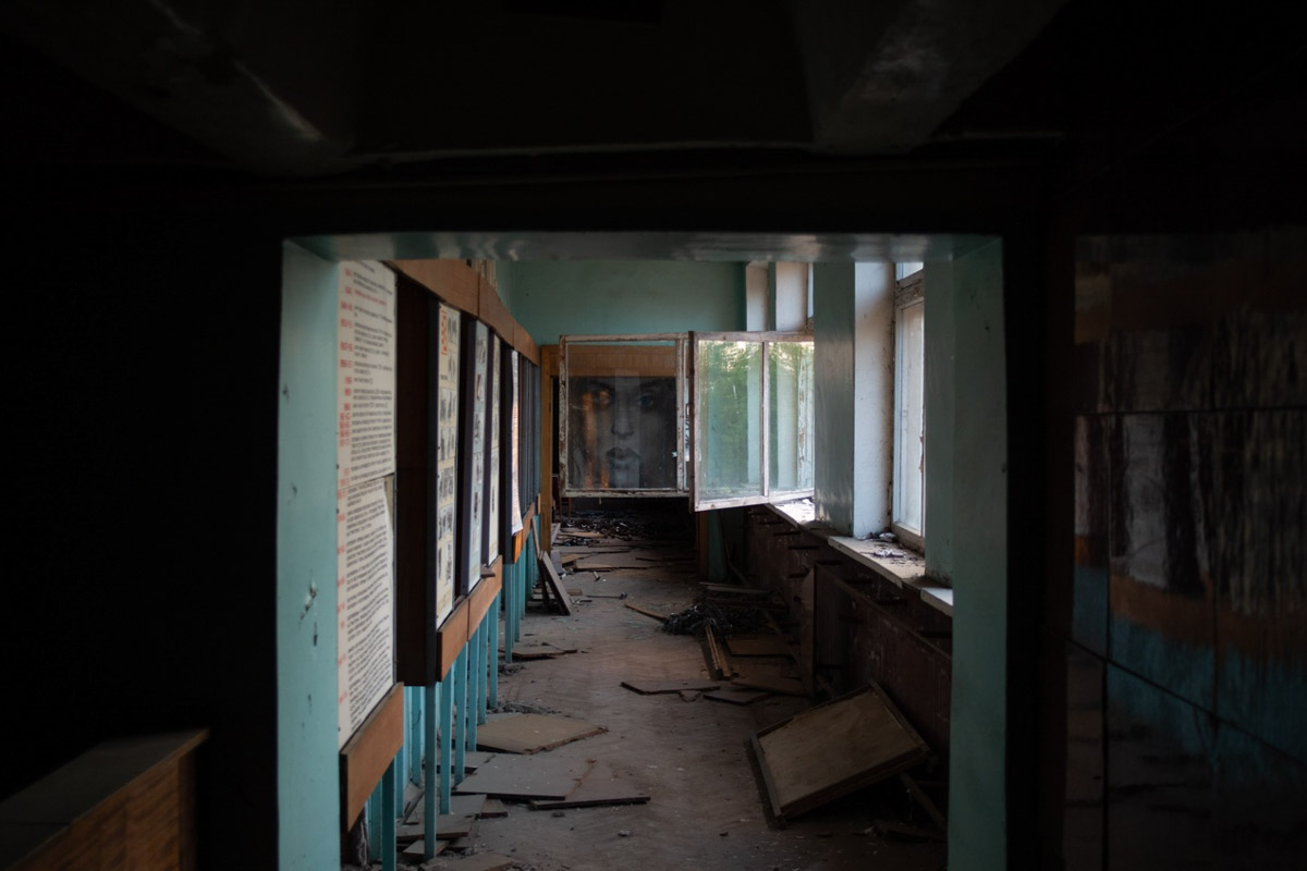 ВТЗ являлся одним из знаковых предприятий региона, а легендарный «Владимирец» был известен во всем мире. Сейчас это дела минувших лет, которые, к счастью, не спешат забывать. Каким был завод (а точнее, то, что от него осталось) пять лет назад, мы вспоминаем, листая кадры из архива местного фотографа Ивана Матвеева.