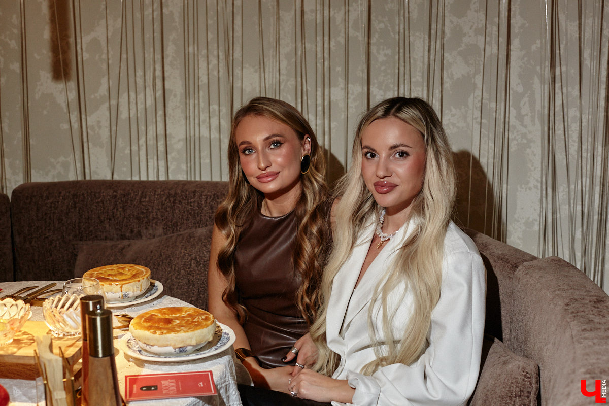 Ресторан «На Чехова» представил знакомые блюда в свежем прочтении! В заведении появилось обновленное русское меню, автором которого стал шеф-повар Юрий Ковальчук. Ужин-презентация с участием популярных владимирских блогеров прошел в четверг. «Ключ-Медиа» побывал на праздничном вечере и узнал, какими теперь блюдами там будут удивлять гостей.