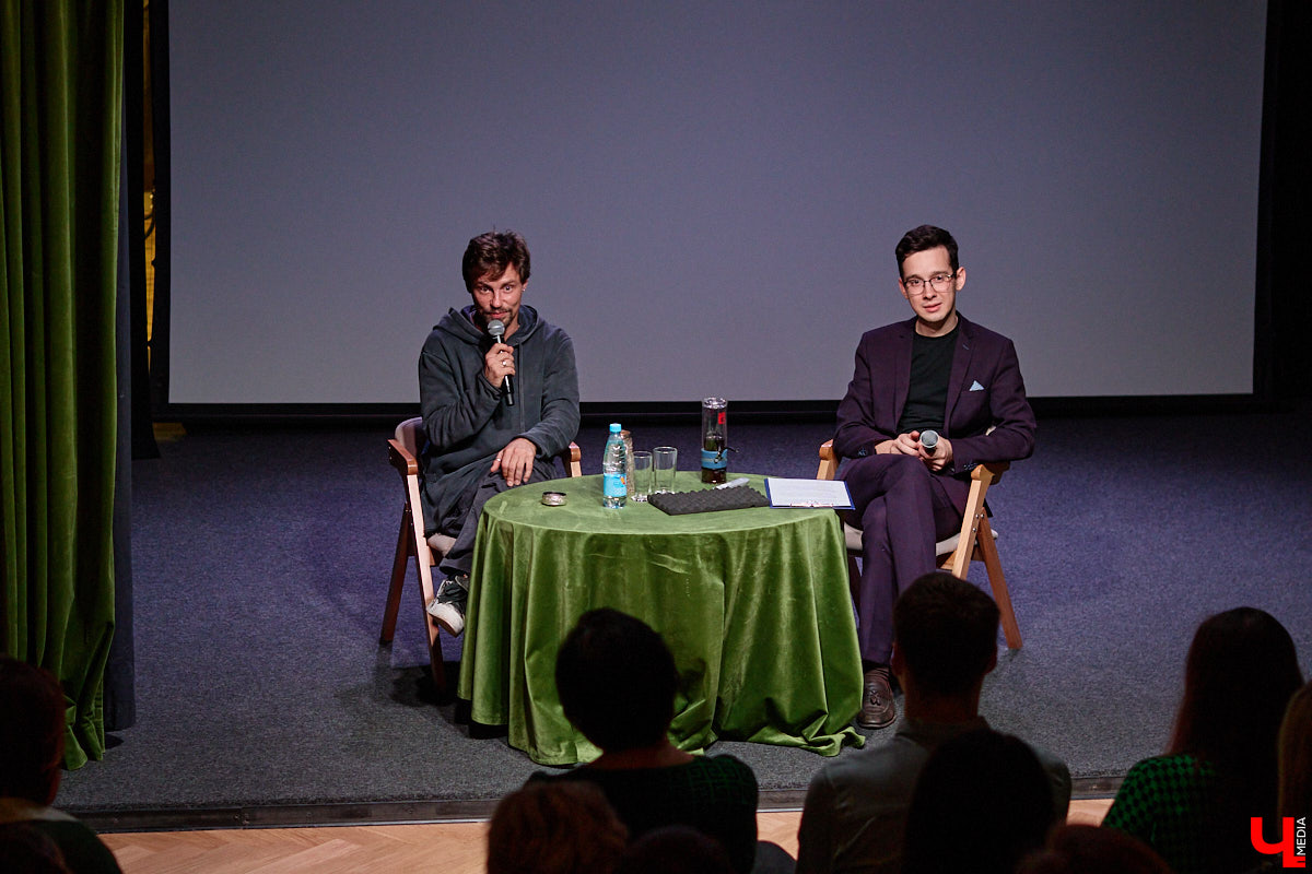 Для него все роли главные! Звезда «Ералаша», а также сериалов «Кадетство» и «Папины дочки» Александр Головин встретился во Владимире со своими поклонниками. «Ключ-Медиа» побывал на творческой встрече и узнал про отношения 36-летнего актера с товарищами по нашумевшему в нулевые проекту и новые работы, в которых теперь задействован бывший «суворовец Максим Макаров».