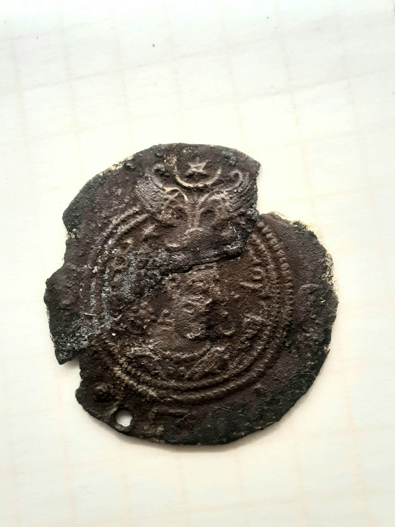 Муром является одним из эпицентров археологических раскопок. Там продолжили исследование территории Окского парка, с которой, собственно, и начал развиваться город. Изыскания, стартовавшие еще в 1939 году, продолжаются локально и в наши дни. За это время специалисты обнаружили на глубине немало важных артефактов. Щедрым на находки оказался и полевой сезон 2025 года.