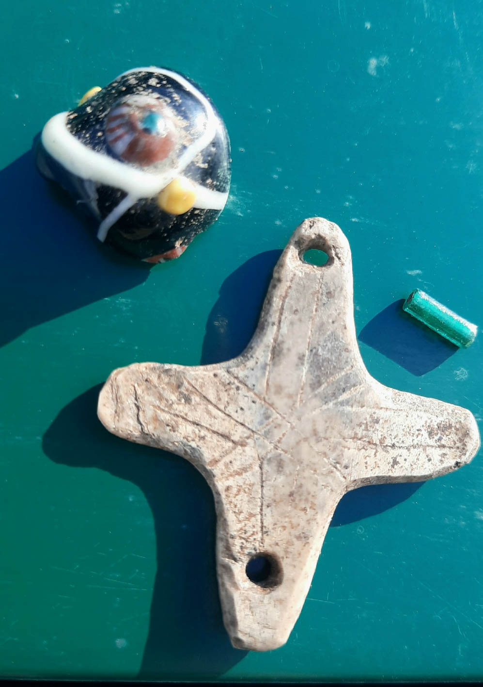 Муром является одним из эпицентров археологических раскопок. Там продолжили исследование территории Окского парка, с которой, собственно, и начал развиваться город. Изыскания, стартовавшие еще в 1939 году, продолжаются локально и в наши дни. За это время специалисты обнаружили на глубине немало важных артефактов. Щедрым на находки оказался и полевой сезон 2025 года.