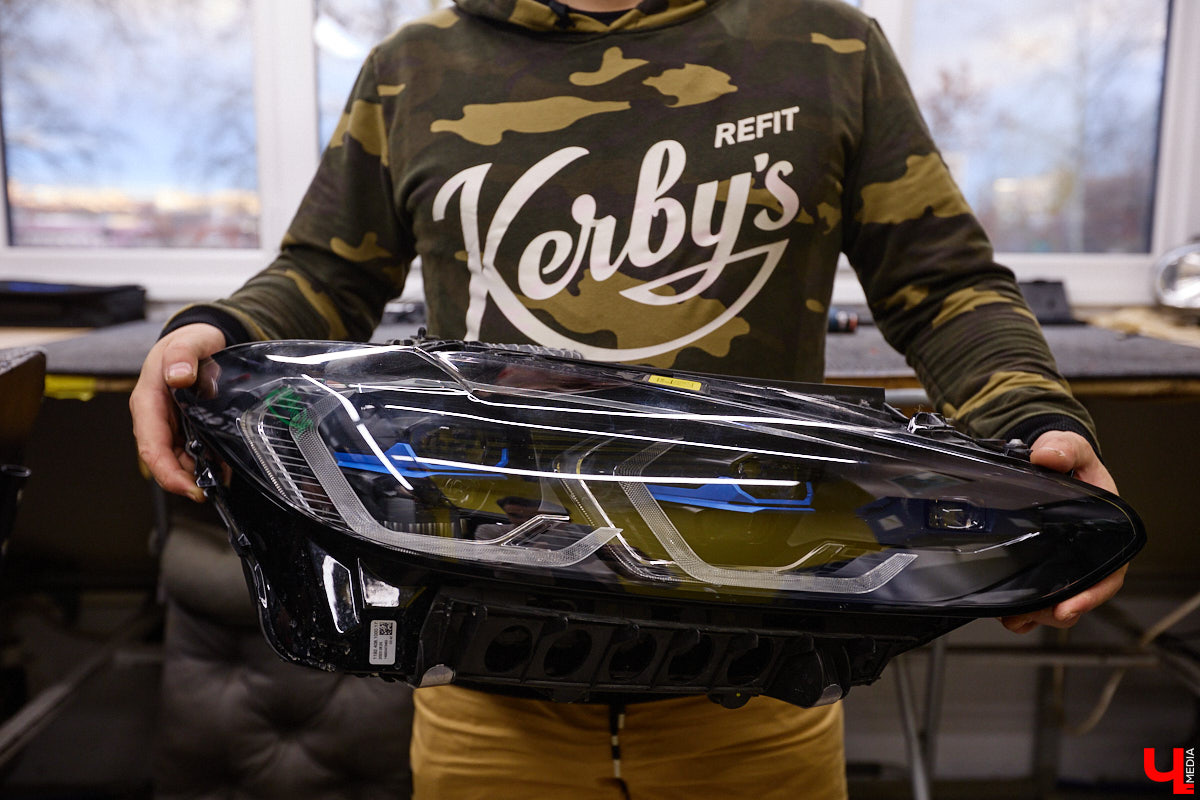 Представьте: вы едете ночью по темной дороге, сигнальный свет едва пробивается сквозь мрак. На парковке замечаете: стекла тусклые, запотевшие, с мелкими трещинами. Но спустя несколько часов тот же автомобиль триумфально возвращается в гараж: его фары сияют ярко, четко, почти ослепительно. Именно тогда понимаешь: в автосервисе Kerby’s Refit умеют творить чудеса!