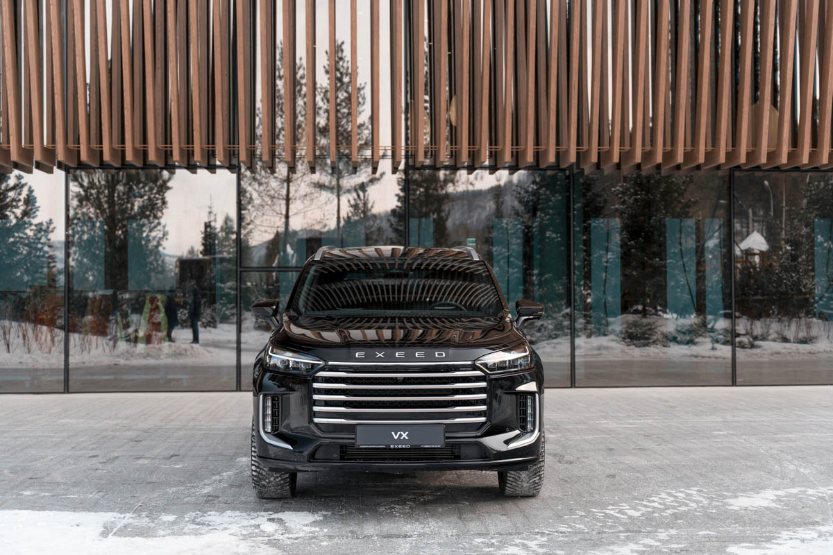 Осень подходит к концу. Световой день сокращается, погода становится непредсказуемой, дороги — скользкими, а дальние поездки — утомительными. В таких условиях на первое место выходит интеллектуальная безопасность. На помощь придут автомобили EXEED, которые во Владимире можно лично протестировать у официального дилера «АвтоТракт».