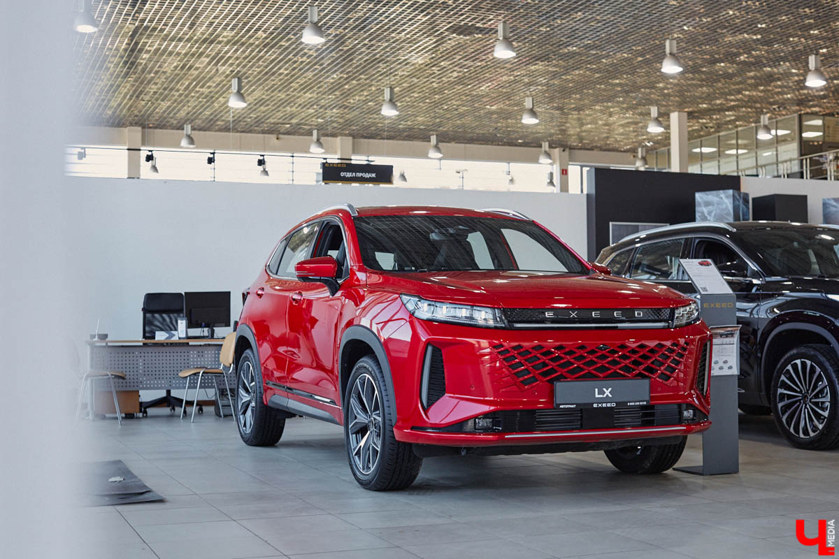 Осень подходит к концу. Световой день сокращается, погода становится непредсказуемой, дороги — скользкими, а дальние поездки — утомительными. В таких условиях на первое место выходит интеллектуальная безопасность. На помощь придут автомобили EXEED, которые во Владимире можно лично протестировать у официального дилера «АвтоТракт».