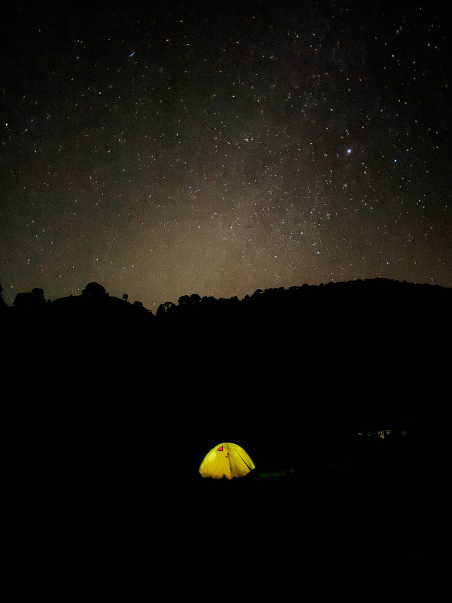 Одной из самых известных туристических точек на карте Турции, без сомнений, является Анталья! Все местные пляжи усеяны многоэтажными отелями, но за ними скрывается совсем иная сторона города. О ней «Ключ-Медиа» рассказала фотограф из Владимира Дарья Воронкова, которая отправилась в страну курортов с мужем далеко не греться под солнцем!