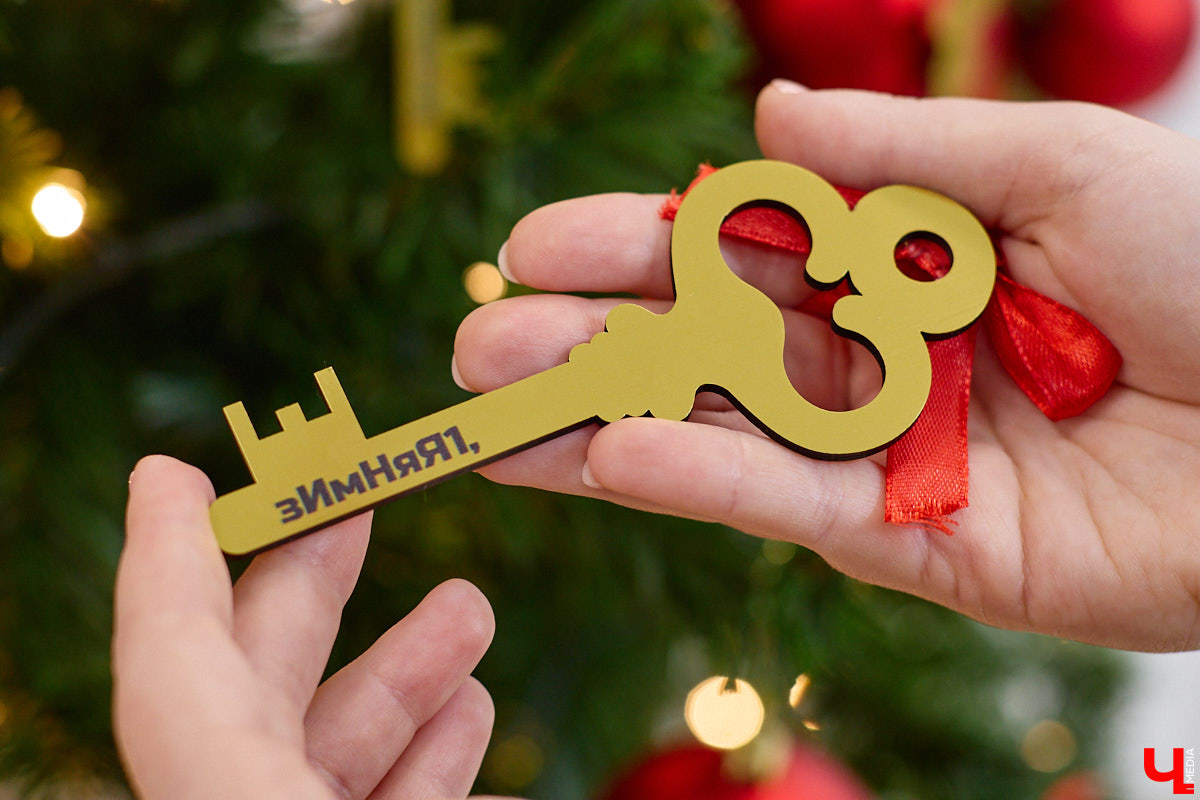 Все мы любим подарки! Особенно когда они радуют глаз и согревают холодными зимами. Такие презенты принято дарить на Новый год, о чем позаботились в строительной компании «Континент». В преддверии праздников они объявили акцию «Новогоднее приКЛЮЧение».