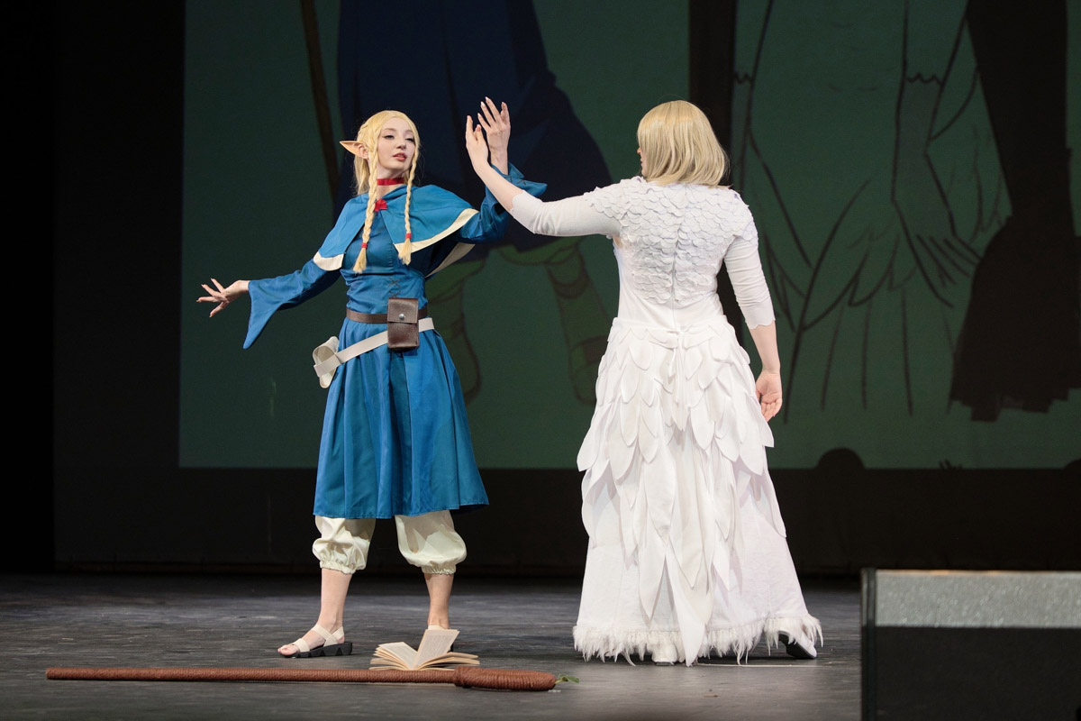 Жительница Коврова Екатерина Калинина вновь оказалась на сцене косплей-фестиваля «Тогучи» в Москве. На сей раз девушка выбрала образ полуэльфийки Марсиль Донато из популярного аниме про авантюристов «Подземелье вкусностей». Как прошел показ, мастерица перевоплощения рассказала «Ключ-Медиа».