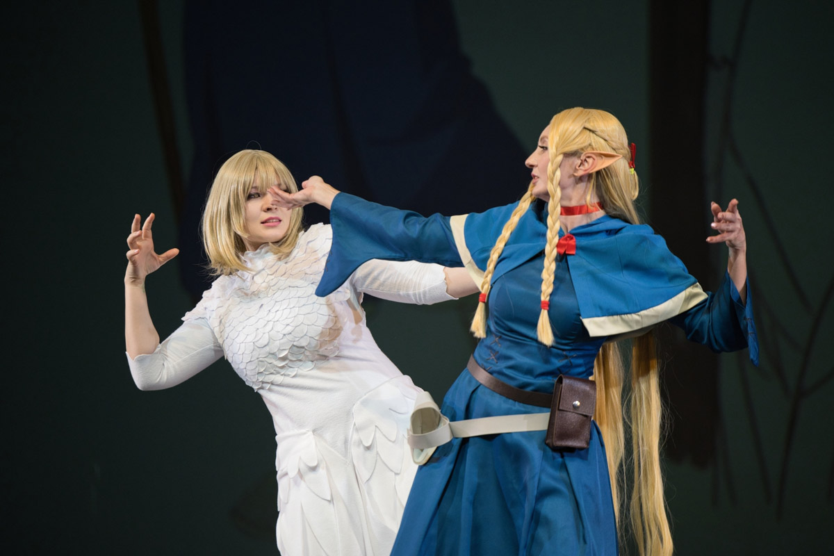 Жительница Коврова Екатерина Калинина вновь оказалась на сцене косплей-фестиваля «Тогучи» в Москве. На сей раз девушка выбрала образ полуэльфийки Марсиль Донато из популярного аниме про авантюристов «Подземелье вкусностей». Как прошел показ, мастерица перевоплощения рассказала «Ключ-Медиа».