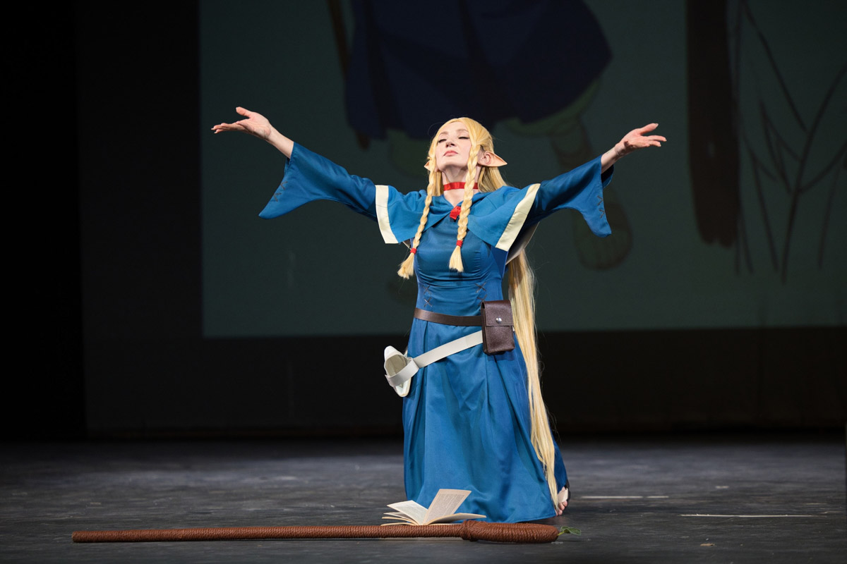 Жительница Коврова Екатерина Калинина вновь оказалась на сцене косплей-фестиваля «Тогучи» в Москве. На сей раз девушка выбрала образ полуэльфийки Марсиль Донато из популярного аниме про авантюристов «Подземелье вкусностей». Как прошел показ, мастерица перевоплощения рассказала «Ключ-Медиа».