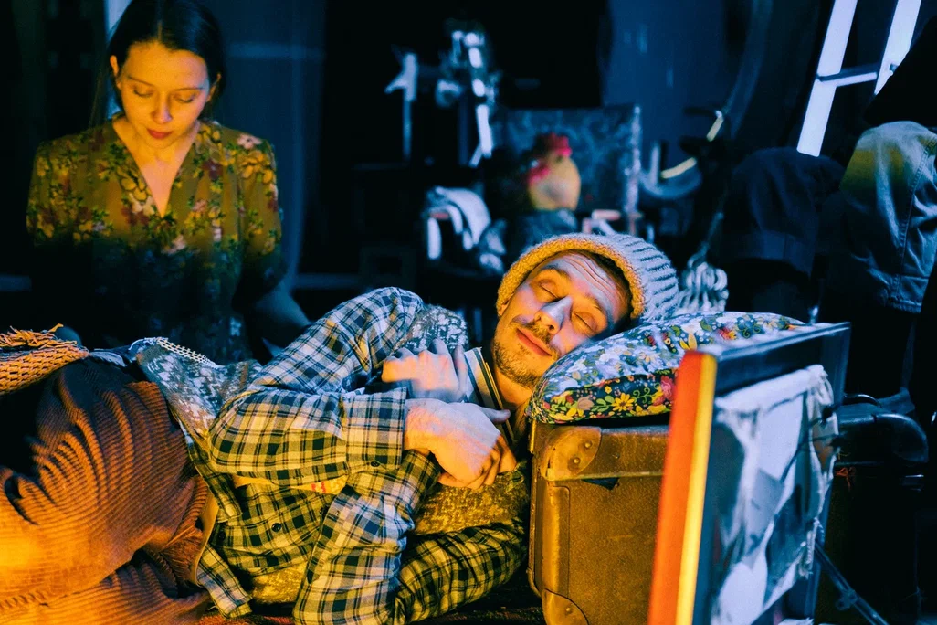 ворческих ребят, создающих искусство посреди поля, заметили и оценили. Сельский театр драмы и комедии в Фомихе удостоен Вахтанговской премии. Дмитрий Максименков представил кейс развития проекта, впечатливший оргкомитет.