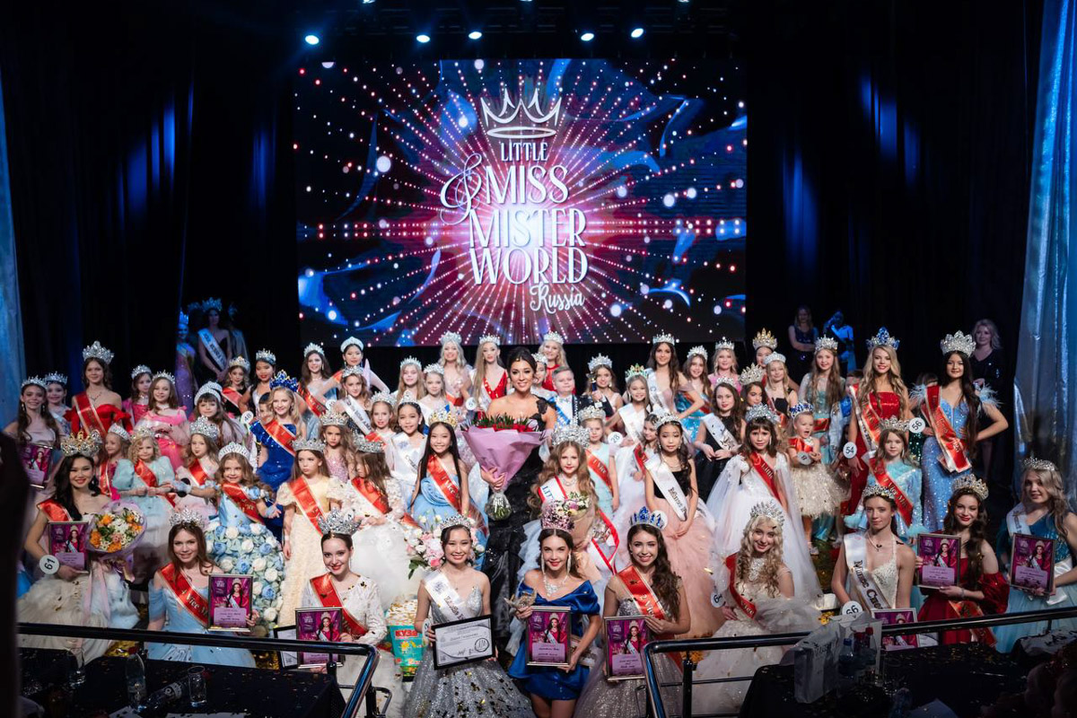 На всероссийской арене красоты сияют не только взрослые красавицы из Владимира, но и совсем еще юные звезды. Делегация от 33-го региона и модельного агентства Victory посетила Москву для участия, пожалуй, в самом масштабном конкурсе страны для детей Little Miss and Mister World Russia. «Ключ-Медиа» узнал, как выступили дети и какие титулы они привезли домой.