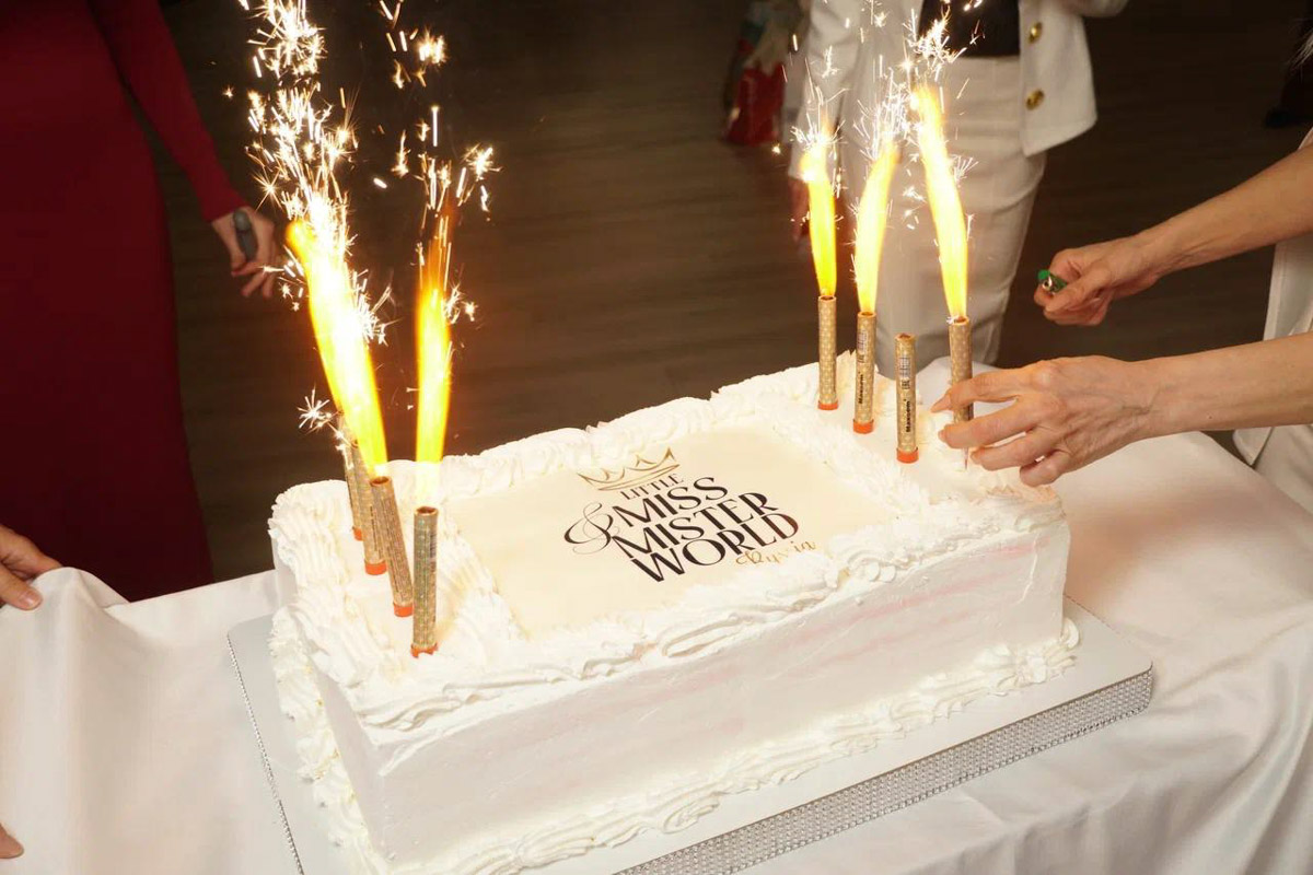 На всероссийской арене красоты сияют не только взрослые красавицы из Владимира, но и совсем еще юные звезды. Делегация от 33-го региона и модельного агентства Victory посетила Москву для участия, пожалуй, в самом масштабном конкурсе страны для детей Little Miss and Mister World Russia. «Ключ-Медиа» узнал, как выступили дети и какие титулы они привезли домой.