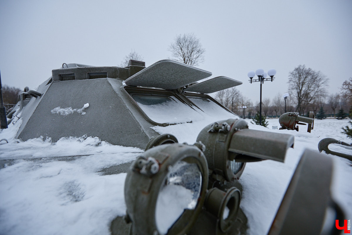 Во Владимире нет музея, объединяющего различные образцы техники. Зато такая коллекция есть под открытым небом прямо в черте города. Единственное, находятся экземпляры в отдаленных друг от друга локациях, но «Ключ-Медиа» собрал их воедино. Здорово, что увидеть механизмы своими глазами может каждый, и притом совершенно бесплатно!