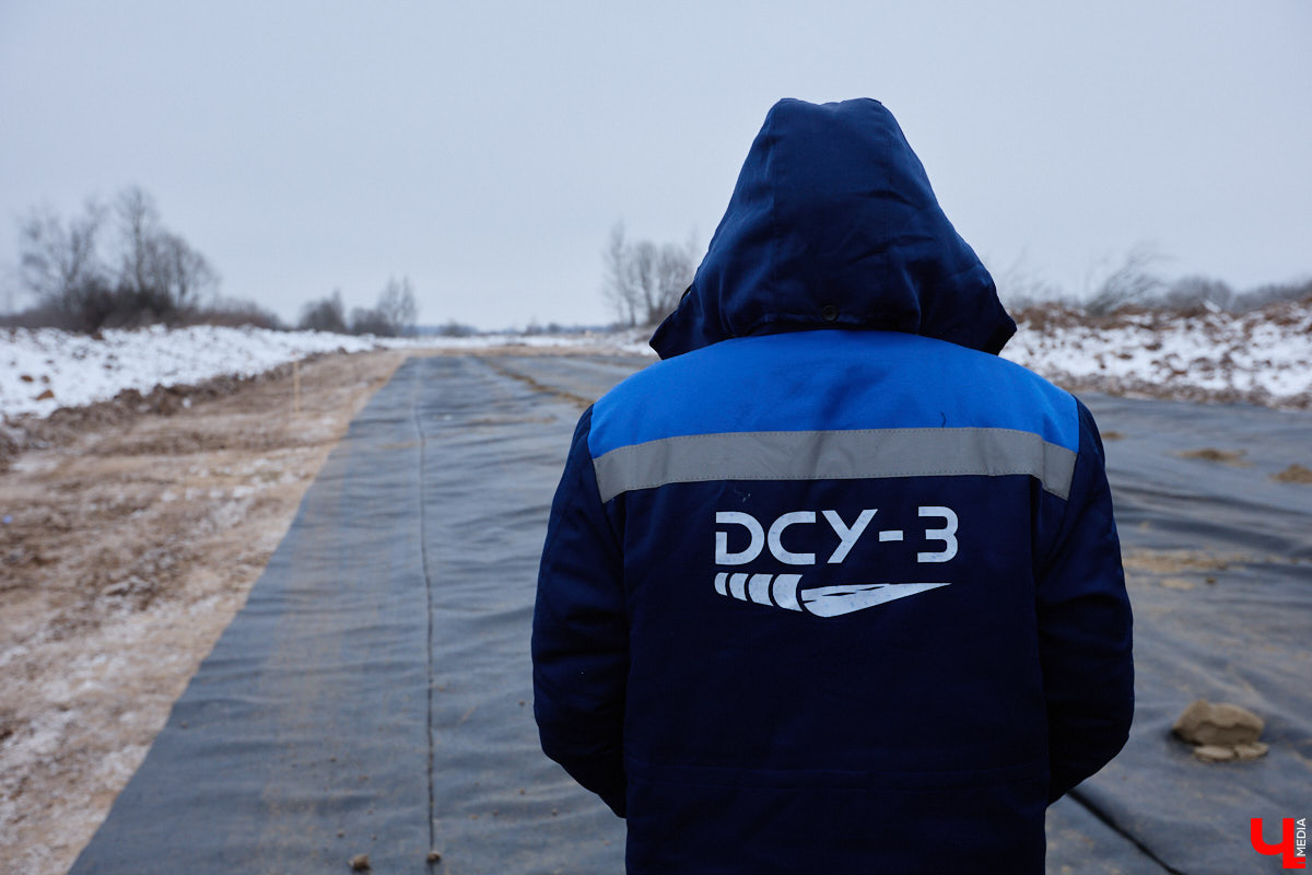 В минувшем году во Владимире было претворено в жизнь, полностью или только частично, немало идей, на которые явно не поскупились. Еще бы: стоит их воплощение от ста миллионов рублей и выше. «Ключ-Медиа» составил подборку самых дорогих проектов уходящего года.