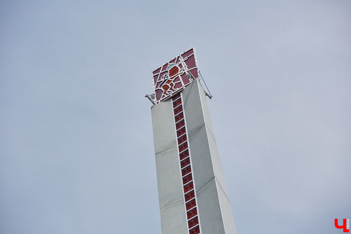 В минувшем году во Владимире было претворено в жизнь, полностью или только частично, немало идей, на которые явно не поскупились. Еще бы: стоит их воплощение от ста миллионов рублей и выше. «Ключ-Медиа» составил подборку самых дорогих проектов уходящего года.