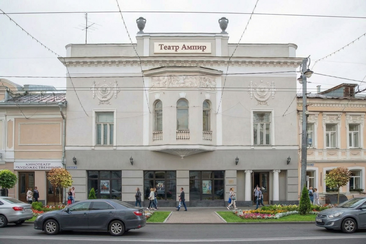 Как пел Юрий Антонов, «мечта сбывается и не сбывается». В случае большинства многообещающих городских проектов она исполниться не успела, но нейродизайнер Анастасия Якимова при помощи ИИ визуализировала для «Ключ-Медиа» идеальный Владимир. Мы представили, каким бы он мог встретить 2026 год, реализуй город все долгосрочные инициативы.