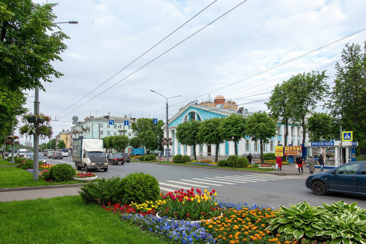 Как пел Юрий Антонов, «мечта сбывается и не сбывается». В случае большинства многообещающих городских проектов она исполниться не успела, но нейродизайнер Анастасия Якимова при помощи ИИ визуализировала для «Ключ-Медиа» идеальный Владимир. Мы представили, каким бы он мог встретить 2026 год, реализуй город все долгосрочные инициативы.