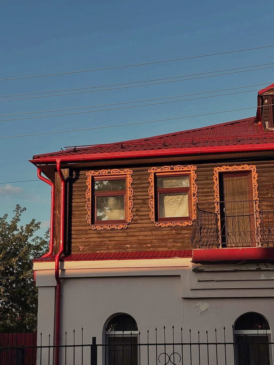 Карту легендарного маршрута «Золотое кольцо России» дополнили новыми точками. Если раньше от 33-го региона на ней значились только Владимир и Суздаль, то теперь мест, которые потенциально могут заинтересовать путешественников, их стало на 11 больше. Но поможет ли это поднять туристический поток? 