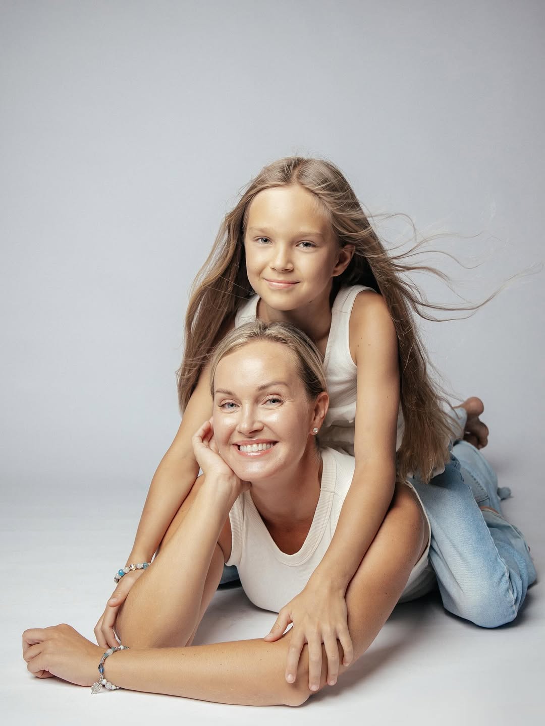 На протяжении минувших 12 месяцев 2025-го владимирские блогеры и фотографы создавали свой контент, вдохновляясь трендами Pinterest. Об этом инфлюенсеры 33-го региона поведали «Ключ-Медиа» в нашей подборке воплощенных модных тенденций по версии социальной сети для эстетов.