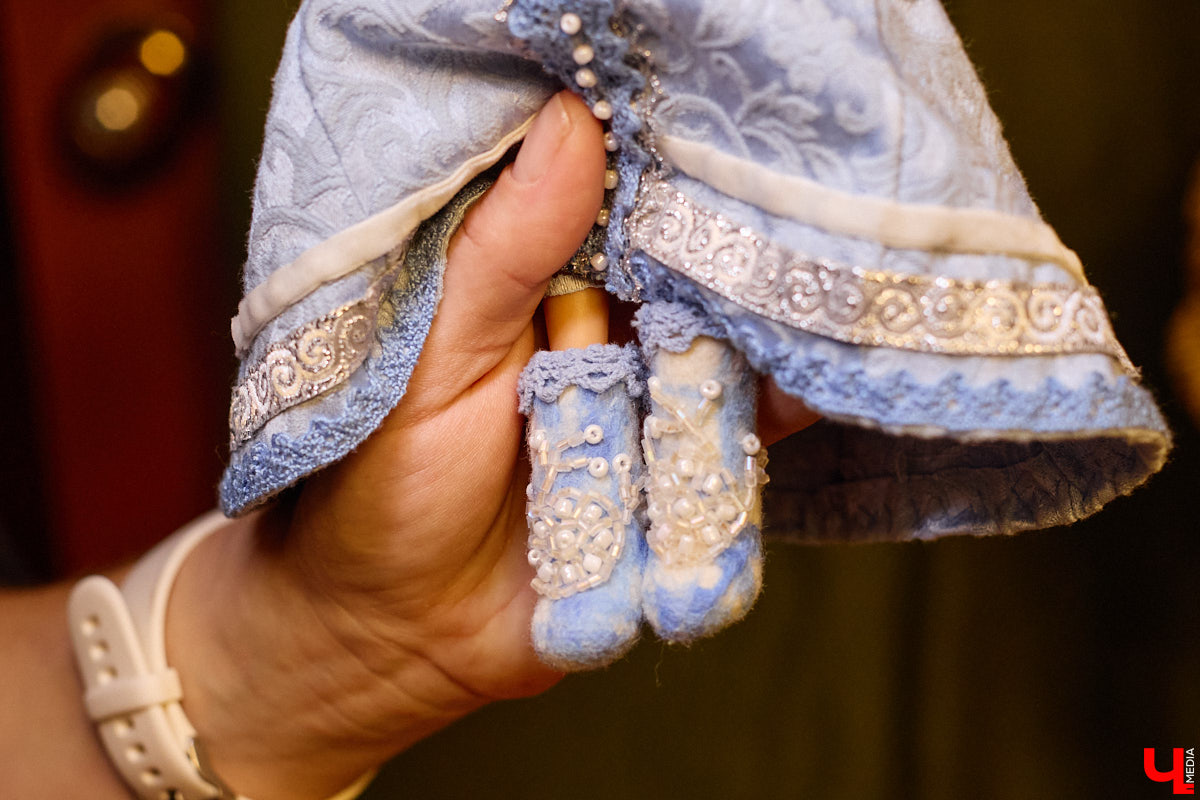 Играть в куклы можно в любом возрасте. Впрочем, зрелые люди ищут в таком хобби нечто большее. Например, Ольга Куликова не только собирает Барби, которых набралось несколько сотен. Она создала домашний музей национальных костюмов в миниатюре. О собранных ею образах и коллекции в целом стилист поведала нашему изданию.