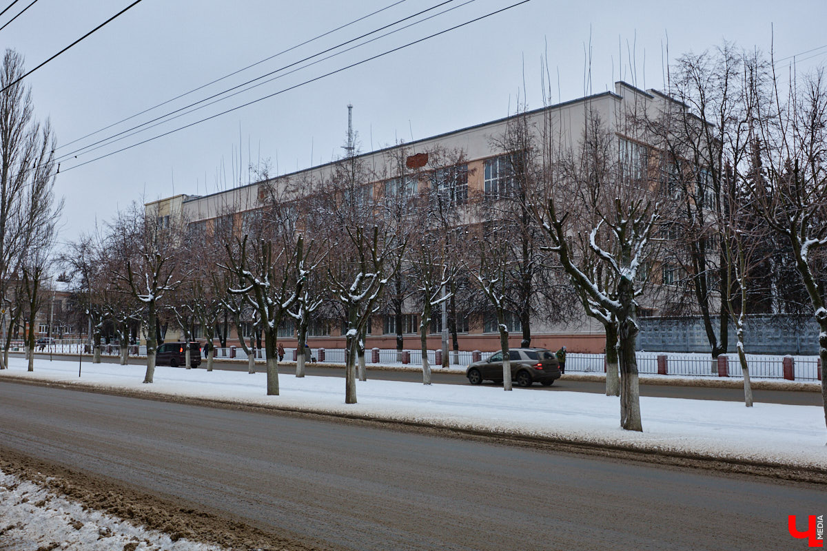 Лагерь немецких военнопленных, Собачий поселок, народные «сталинки», ВДНХ, парк им. 850-летия, Экспоцентр, школа № 8 — что между ними общего? Так или иначе все эти разнородные объекты связаны с одним из самых молодых советских заводов во Владимире — нынешним «Электроприбором».