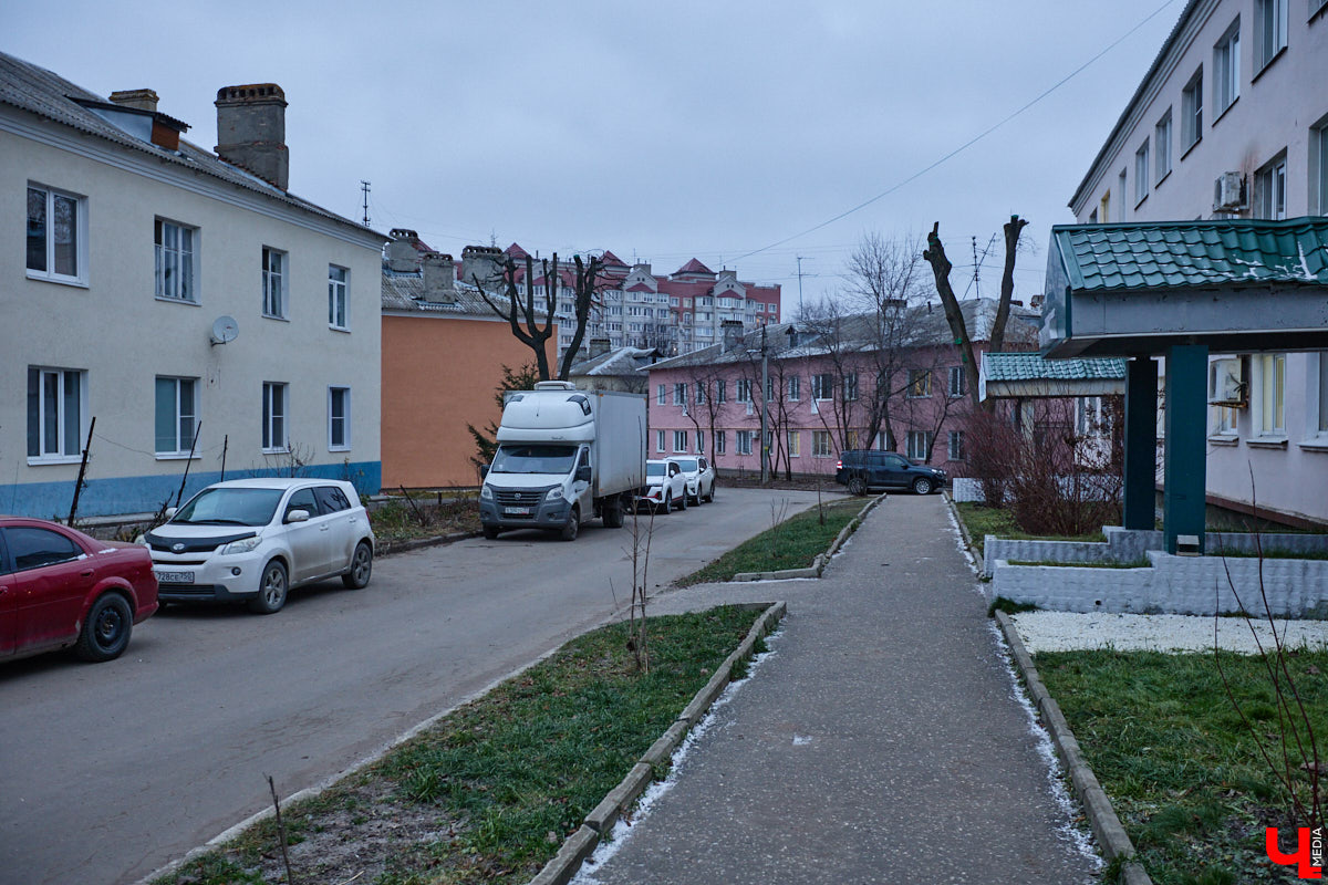 Лагерь немецких военнопленных, Собачий поселок, народные «сталинки», ВДНХ, парк им. 850-летия, Экспоцентр, школа № 8 — что между ними общего? Так или иначе все эти разнородные объекты связаны с одним из самых молодых советских заводов во Владимире — нынешним «Электроприбором».