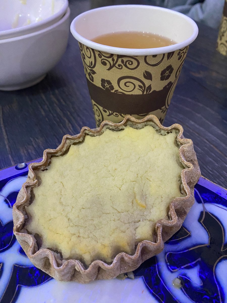 Заснеженный лес, бурлящие водопады цвета колы, калитки с ягодами, живописный мраморный каньон горного парка «Рускеала», белая Ладога и студеная Онега. Все эти чудеса щедро дарит сказочная Карелия, куда из Владимира вполне можно сгонять на пару дней.