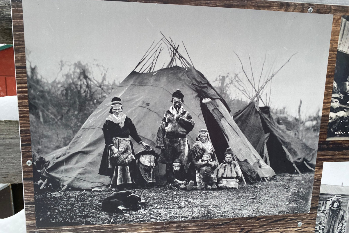 Заснеженный лес, бурлящие водопады цвета колы, калитки с ягодами, живописный мраморный каньон горного парка «Рускеала», белая Ладога и студеная Онега. Все эти чудеса щедро дарит сказочная Карелия, куда из Владимира вполне можно сгонять на пару дней.