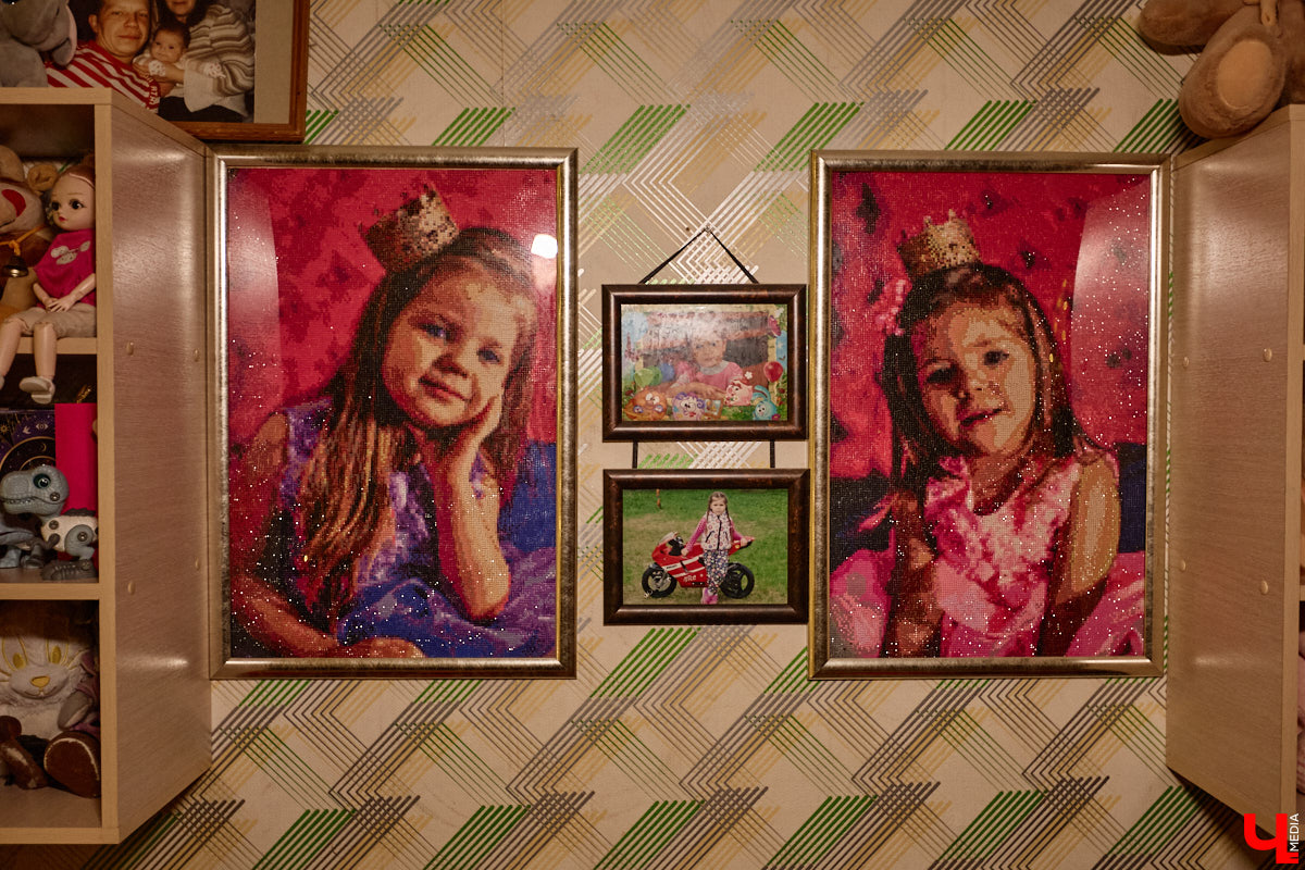 Говорят, настоящие герои не носят плащей. Лилия Сапун воспитывает семерых детей без всякой суперсилы. Впрочем, большое любящее сердце, может, и поважнее сверхзвуковой скорости или испепеляющего взгляда. Тем более в этой истории имеет место и еще одно чудо: детки у нашей героини появились после шести лет борьбы с бесплодием.