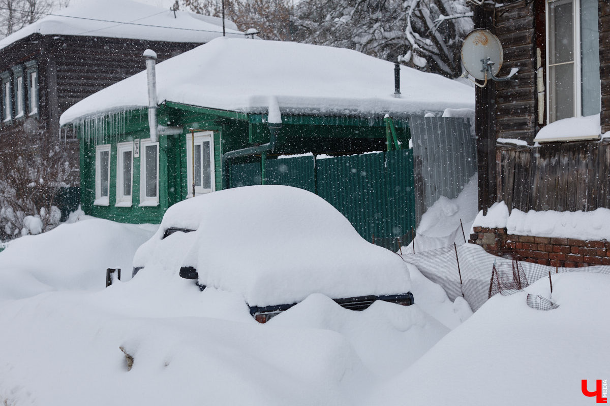 Во Владимире анонсировали создание туристического маршрута от вокзала до филармонии. Пока инициатива звучит многообещающе. Главное, чтобы к мнению жителей прислушались. У них точно найдется что сказать, как убедился «Ключ-Медиа».