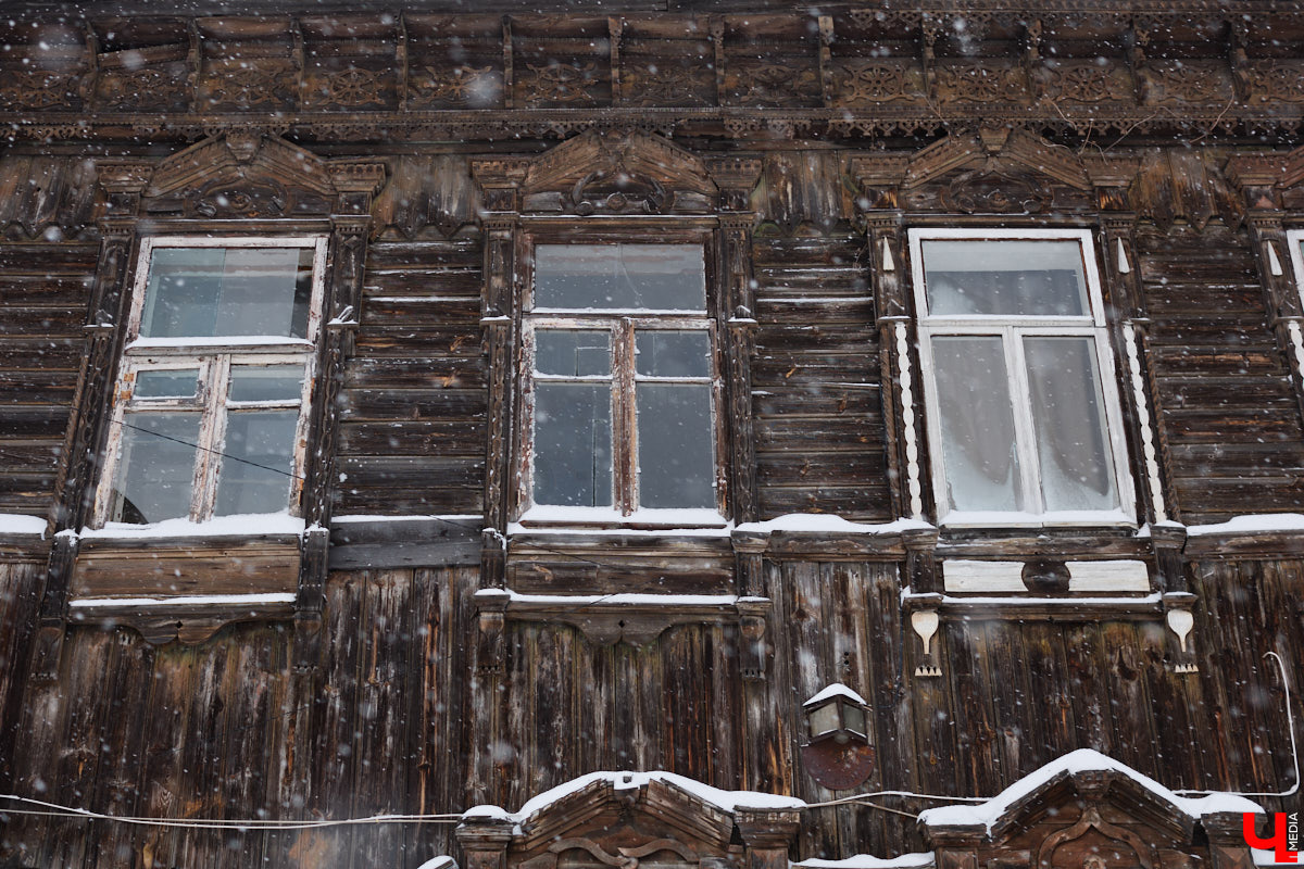 Во Владимире анонсировали создание туристического маршрута от вокзала до филармонии. Пока инициатива звучит многообещающе. Главное, чтобы к мнению жителей прислушались. У них точно найдется что сказать, как убедился «Ключ-Медиа».