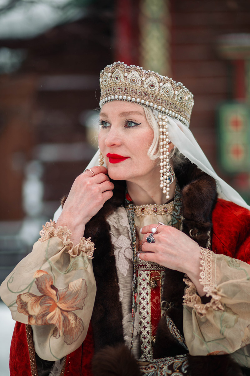 Ходят слухи, что в Суздале можно бюджетно отдохнуть, но Алеся Лещукова из Сочи и ее родная сестра Марина из Москвы решили не экономить. Они приехали в старинный город на три дня, чтобы душа запела, поэтому ни в чем себе не отказывали. Какими вышли эти каникулы по-богатому, узнал «Ключ-Медиа».