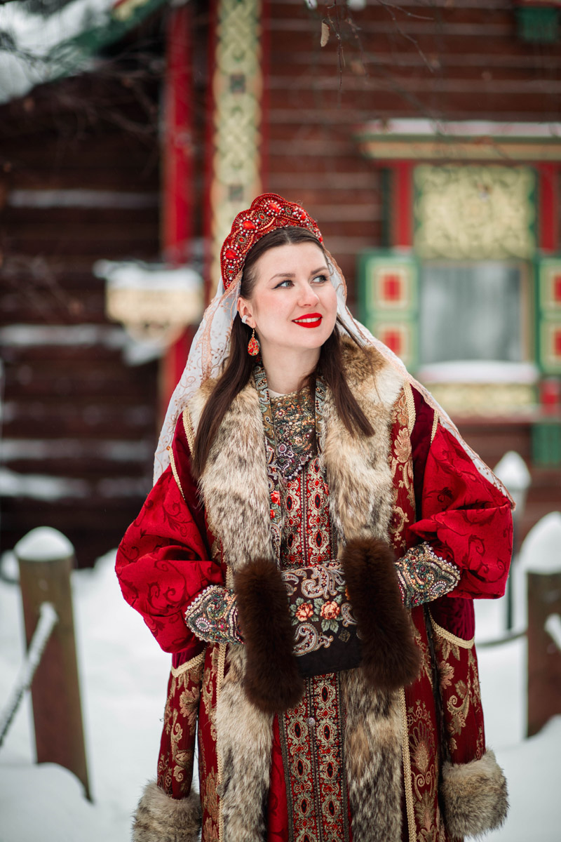 Ходят слухи, что в Суздале можно бюджетно отдохнуть, но Алеся Лещукова из Сочи и ее родная сестра Марина из Москвы решили не экономить. Они приехали в старинный город на три дня, чтобы душа запела, поэтому ни в чем себе не отказывали. Какими вышли эти каникулы по-богатому, узнал «Ключ-Медиа».