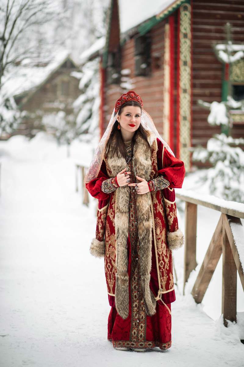 Ходят слухи, что в Суздале можно бюджетно отдохнуть, но Алеся Лещукова из Сочи и ее родная сестра Марина из Москвы решили не экономить. Они приехали в старинный город на три дня, чтобы душа запела, поэтому ни в чем себе не отказывали. Какими вышли эти каникулы по-богатому, узнал «Ключ-Медиа».