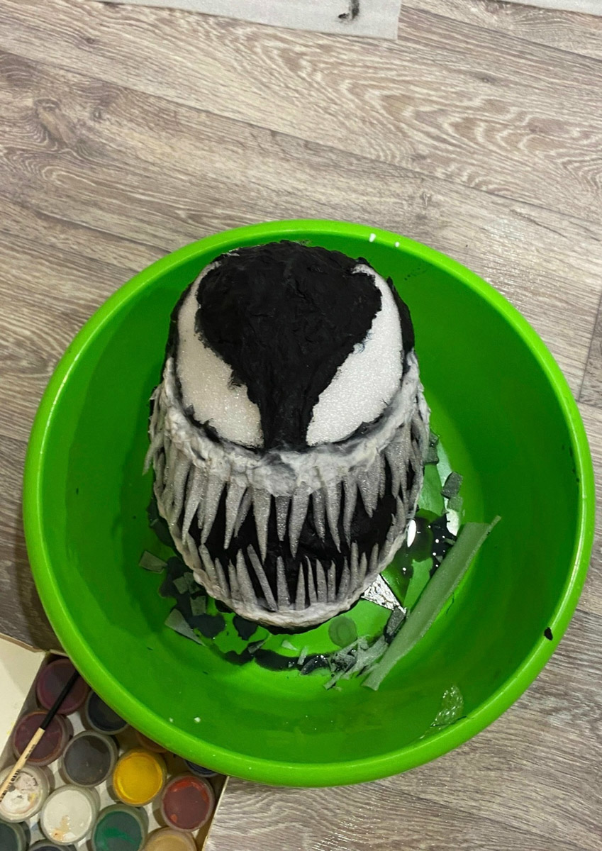 Владимирский визажист Маргарита Сазанова — мастер на все руки. Она легко воплотит в жизнь любой художественный образ. Самые интересные работы местной повелительницы тона, теней и губной помады решил собрать «Ключ-Медиа».